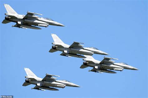 First F 16 Flies Over Ukraine As Western Fighter Jets Finally Arrive