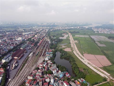 Toàn Cảnh Tuyến đường Phan Đăng Lưu Yên Thường đang Mở Gần Ga Yên