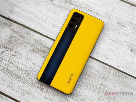 Realme GT 5G Racing Yellow Leather Edition Hands On GSMArena News