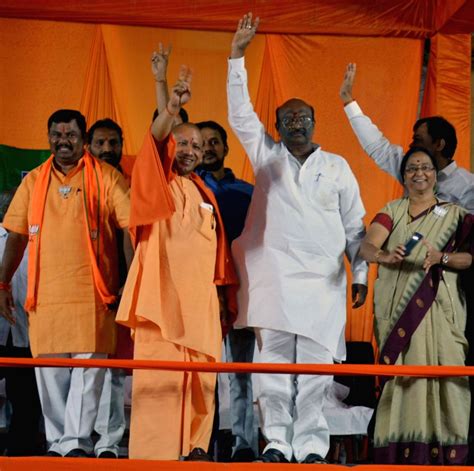 Yogi Adityanath Campaigns For Bjp In Telangana