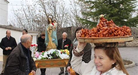 Las Candelas San Blas Y Santa Gueda Llevan La Fiesta A Numerosos