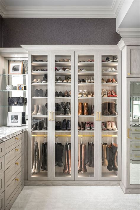 62 Luxury Walk In Closet Organized Look Elegant Closets Closet