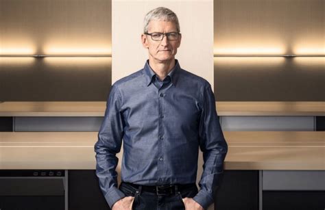 Apple Plans Successors To Tim Cook And Other Executive Leaders