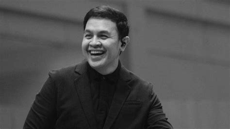 Lirik dan Chord Lagu Manusia Kuat dari Tulus, Lagu Motivasi Agar Kamu ...