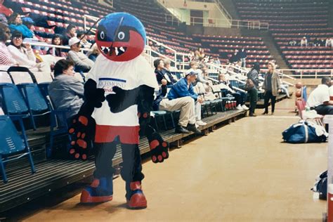 Spidey sense: My life as a college mascot at the University of Richmond - The Athletic