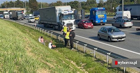 Wypadki W Warszawie Ogromny Korek Na S Trasa Zablokowana W Obu