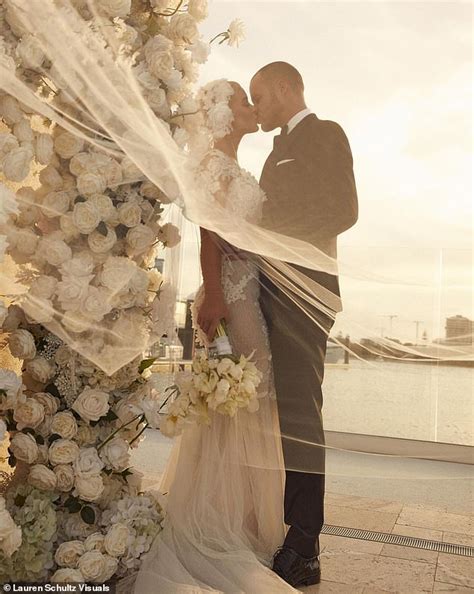 Australian Model Ellie Gonsalves Receives Backlash For Her Naked Wedding Dress Daily Mail Online