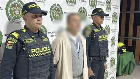 En Soacha Fue Capturado Un Hombre De A Os Con Circular Roja Radio