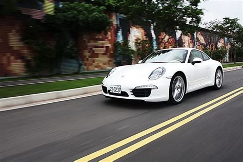 Autonet試車頻道：後置後驅 續寫傳奇，porsche 911 Carrera S試駕印象（下）