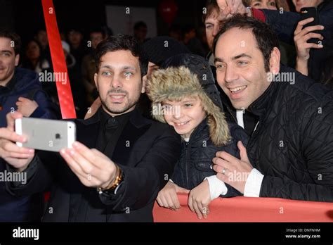 London, UK. 26th Dec, 2013. Magician Dynamo showing his magic trick to ...