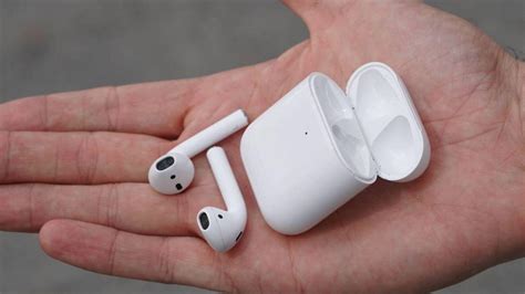 A un AirPod le dura más la batería que al otro Esta es la causa y