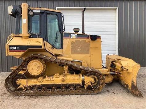 Caterpillar D5m