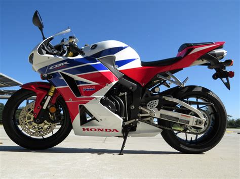 2014 Honda Cbr600rr Whitebluered