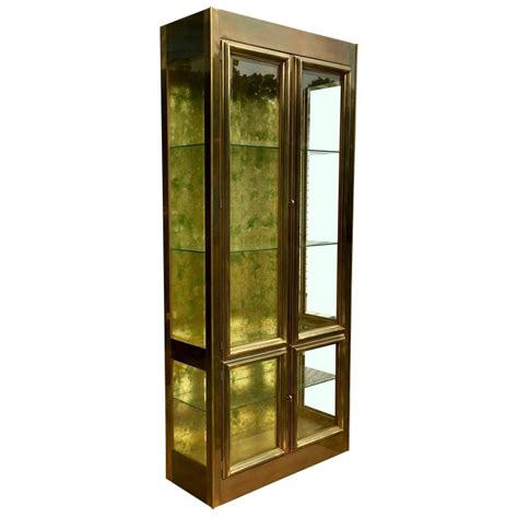 Mastercraft Brass Vitrine Display Cabinet At 1stdibs Brass Display Cabinet Mastercraft Brass