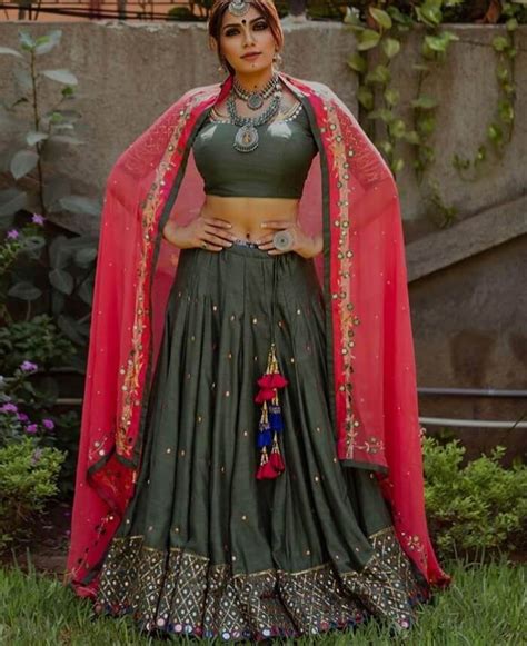 Best Navratri Chaniya Choli Designs 2019 Buy Lehenga Choli Online