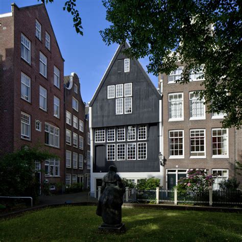 Begijnhof 34 Amsterdam