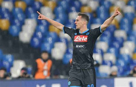 Milik Alla Juventus Colpo Di Scena Napoli Tutte Le Soluzioni