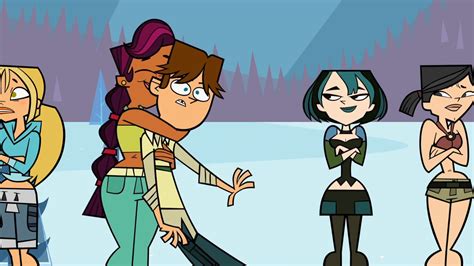 Image Sierra Cody Gwen Hug Yukon Stalker Liciouspng Total Drama