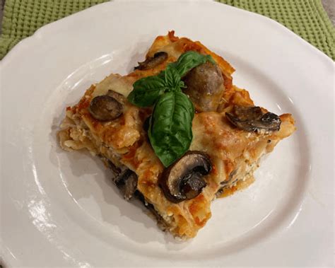 Mushroom Lasagna - The Indulgent Yogi