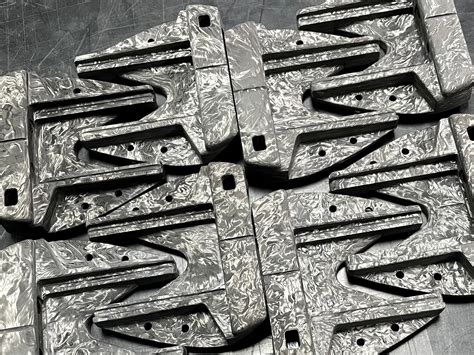 carbon fiber blocks elevated materials