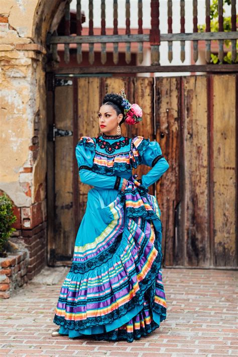 La Tapatía Traditional Mexican Dress Folklorico Dresses Mexican Dresses