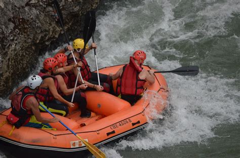 Rafting río Ésera Aguas Blancas