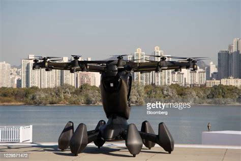 Future Vertical Lift Photos And Premium High Res Pictures Getty Images