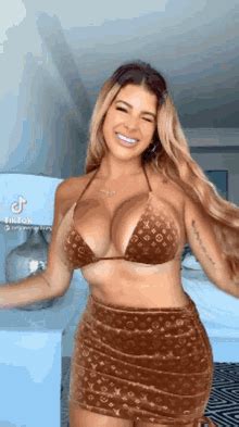 She Untied Her Bikini Bottoms