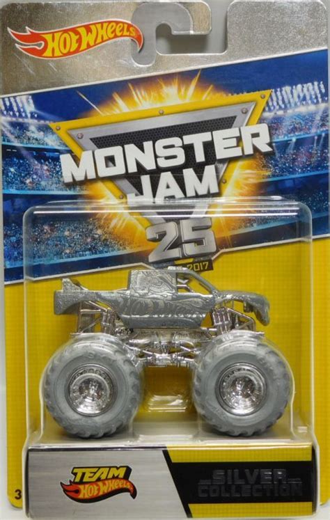 2017 Monster Jam 25th Silver Collection 【team Hot Wheels】 Silver 予約不可） Attictoyz （アティックトイズ）