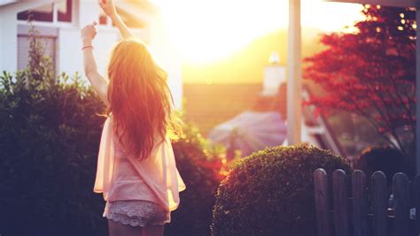 Wallpaper Sunlight Trees Women Outdoors Brunette Red Arms Up