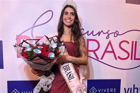 Empoderada y libre joven de 26 años obtuvo el premio a la vagina más linda de Brasil