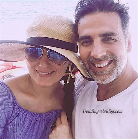 Akshay Kumar Wife, Family, Biography, House, Car Collection, Net Worth