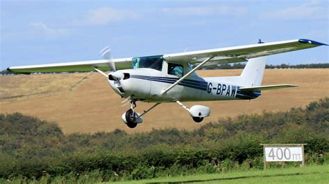 G BPAW Cessna 150M Compton Abbas Airfield EGHA Dorset U Flickr