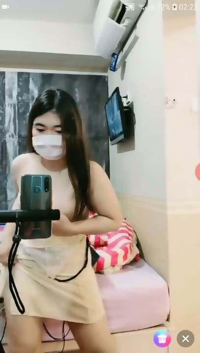 Amalia Cantik Live Hot Colmek