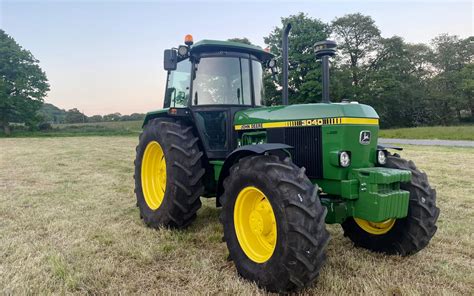 John Deere 3040 Traktor adatok és specifikációk