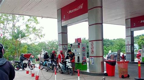 Harga Pertalite Naik Jadi Rp Solar Rp Per Liter