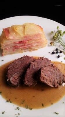 Carrilleras de cerdo ibérico con pastel Elbullirdeagus