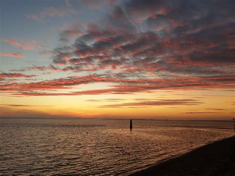Beautiful Sunset At Southend On Sea Uk Rclouds