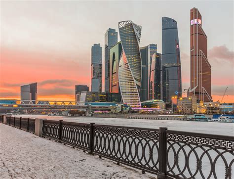 Лучший гид по городу: достопримечательности, отели, рестораны, ночная ...