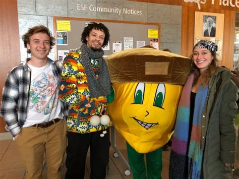 Oakie Falls in Mascot Madness Finals