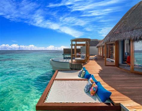 W Maldives Resort | Book Now @ Flat 10% Off | BanBanjara