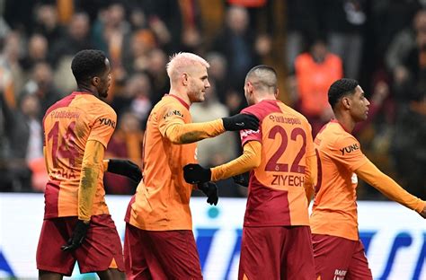 Galatasaray Süper Lig tarihinde bir ilki gerçekleştirdi