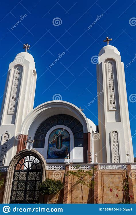 Fachada De Iglesia Ortodoxa Copta En Hurghada Egipto Foto De Archivo