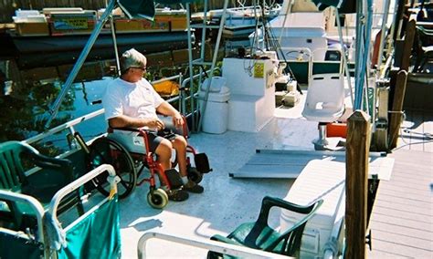 28 Wheelchair Accessible Pontoon Boat In Key Largo Getmyboat