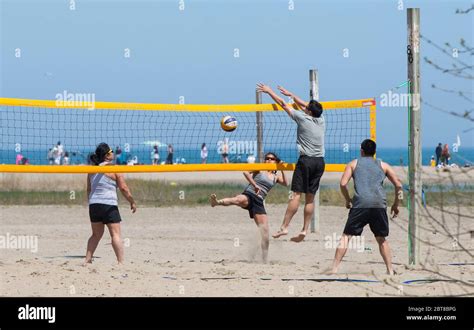 Toronto Canada 23rd May 2020 People Play Beach Volleyball At