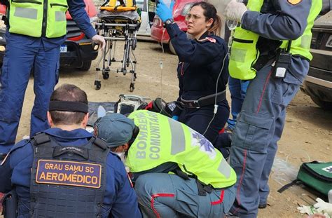 Menina De Anos Cai De Cavalo E Fica Em Estado Grave No Vale Do