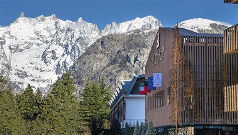 Le Massif In Courmayeur 5 Star Hotel At The Foot Of Mont Blanc