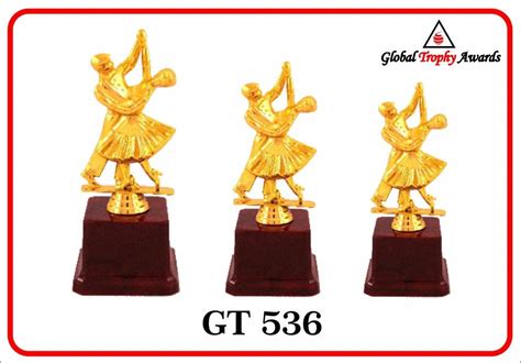 Fibre Golden And Red Gt Fiber Sports Trophy Shape Rectangular At