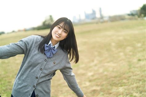 とくちゃん on Twitter RT oricon 日向坂4期生曲センター清水理央制服姿で青春グラビア11ページの大ボリューム