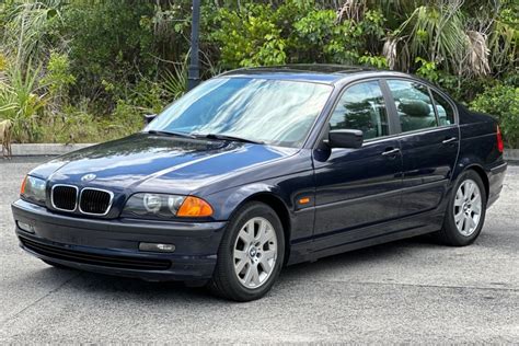 No Reserve 2000 Bmw 323i Sedan 5 Speed For Sale On Bat Auctions Sold